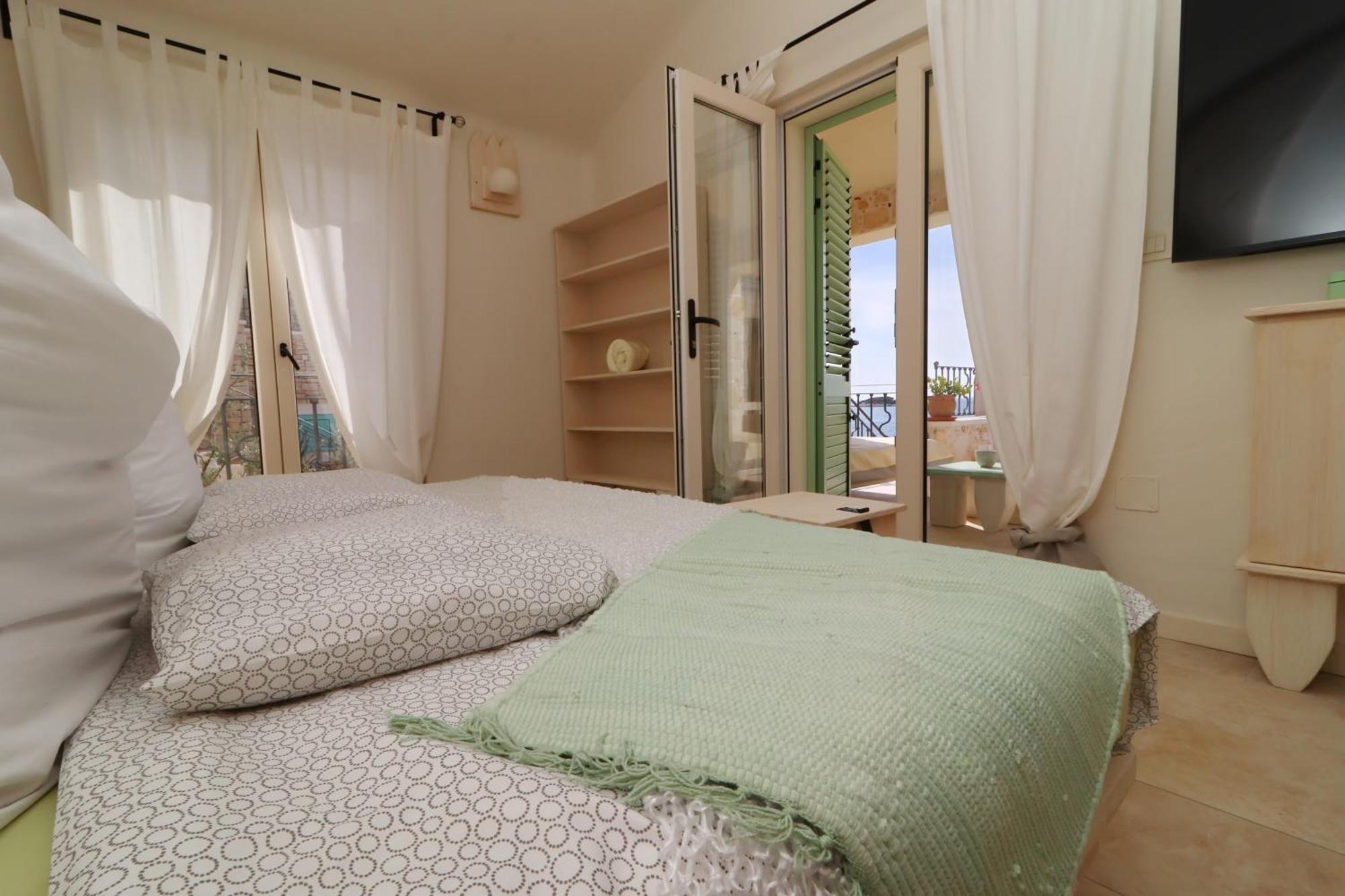 Kamen Apartment