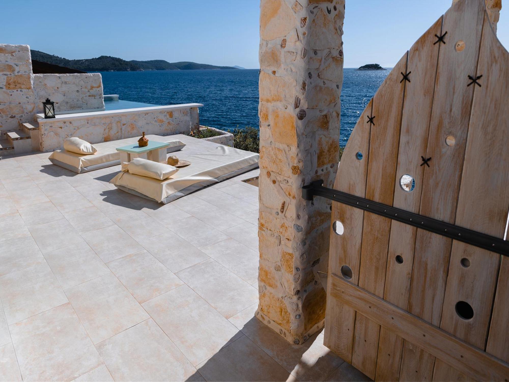 Kamen Apartment Vela Luka