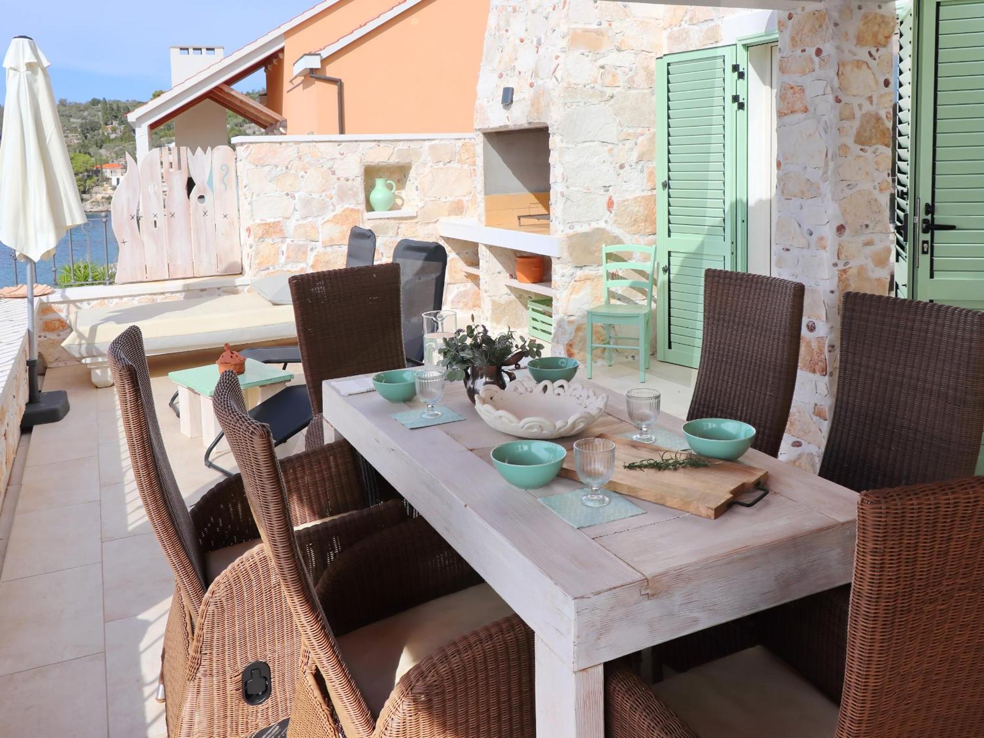 Kamen Apartment Vela Luka