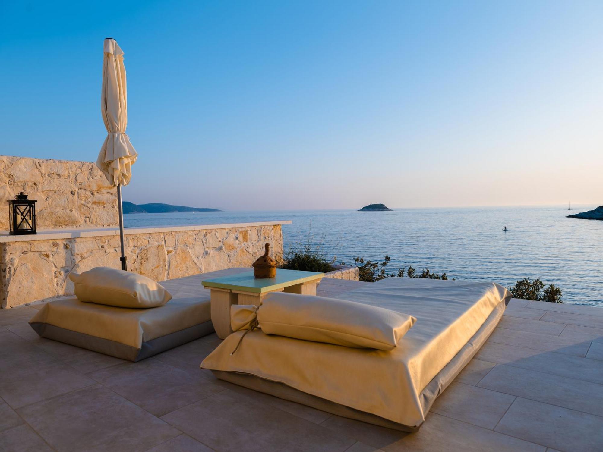 Kamen Apartment Vela Luka